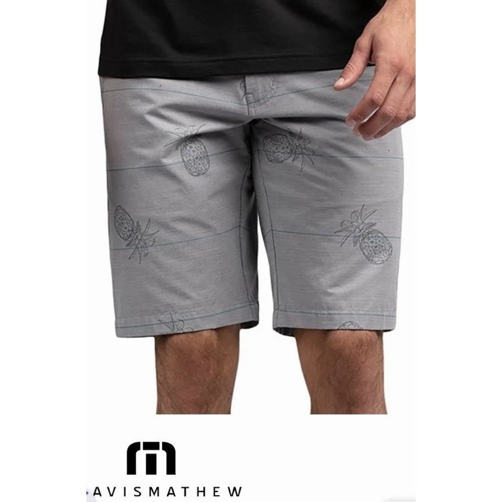Travis Mathew Cohen Light‎ Gray Pineapple Golf Shorts Sz 34 x 11